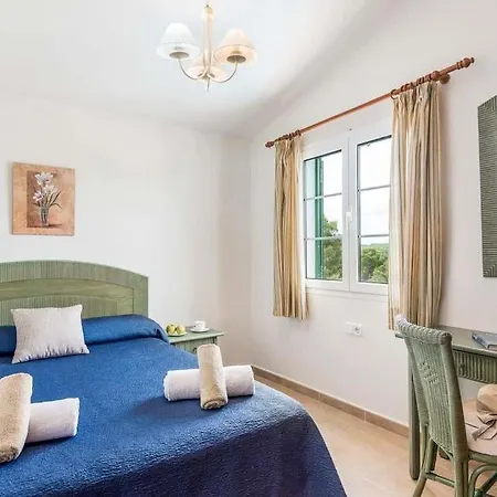 Villa Cala Galdana Sleeps 8 Pool Air Con Wifi