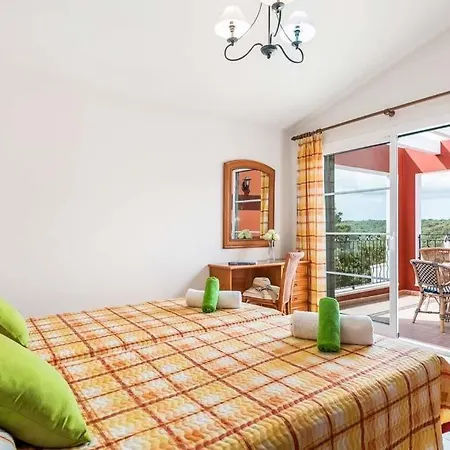Cala Galdana Sleeps 8 Pool Air Con Wifi